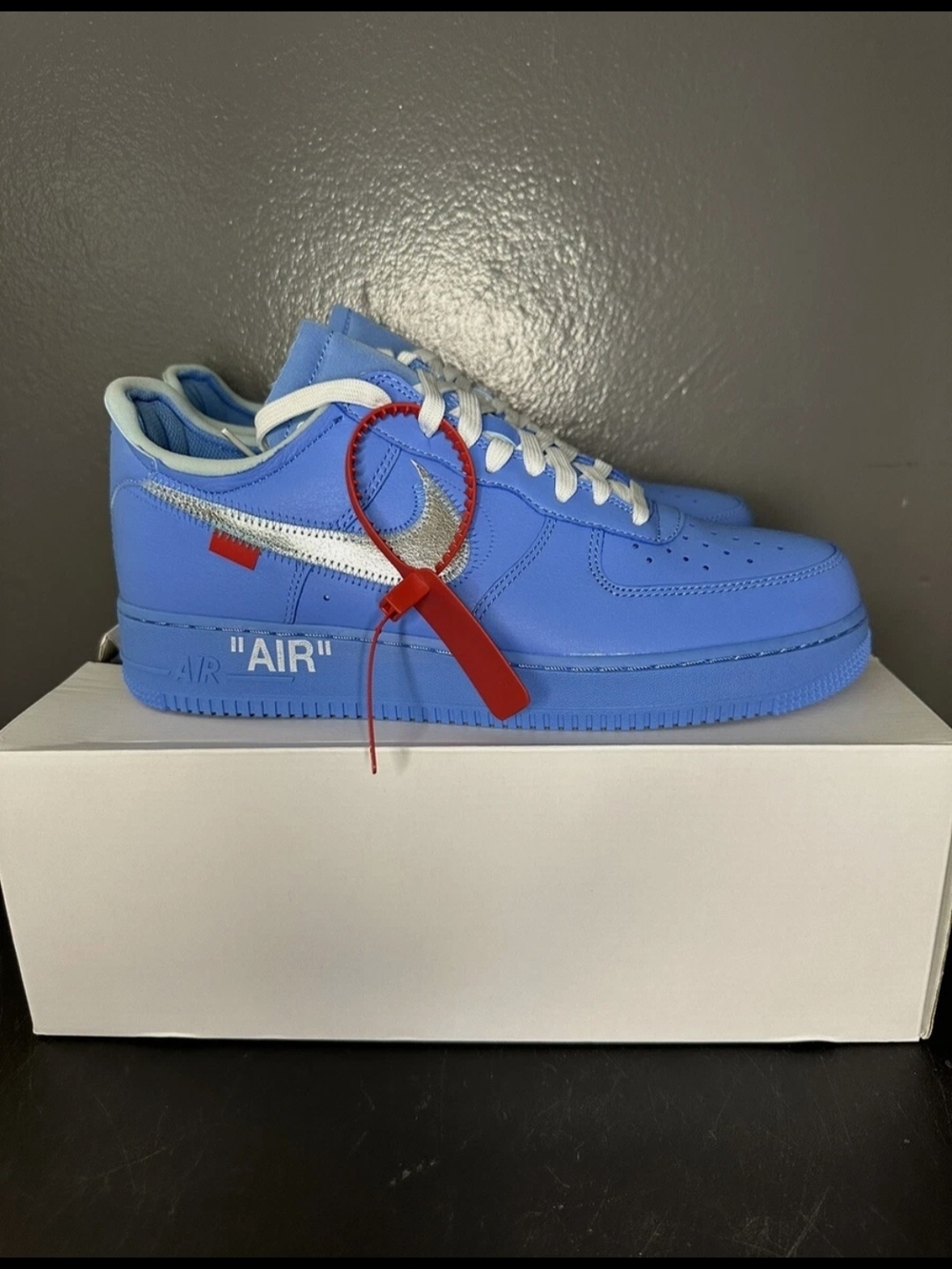 Men's Light Blue Low-Top Sneakers with White Accents